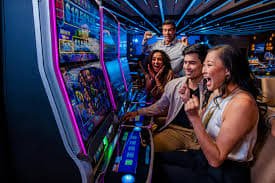 7reels တိုက်ရိုက်ကာစီနို Real Dealer ဂိမ်းစားပွဲ